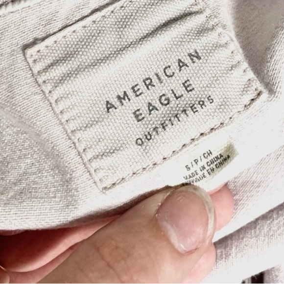 AE Distressed Jean Jacket - Picture 6 of 6